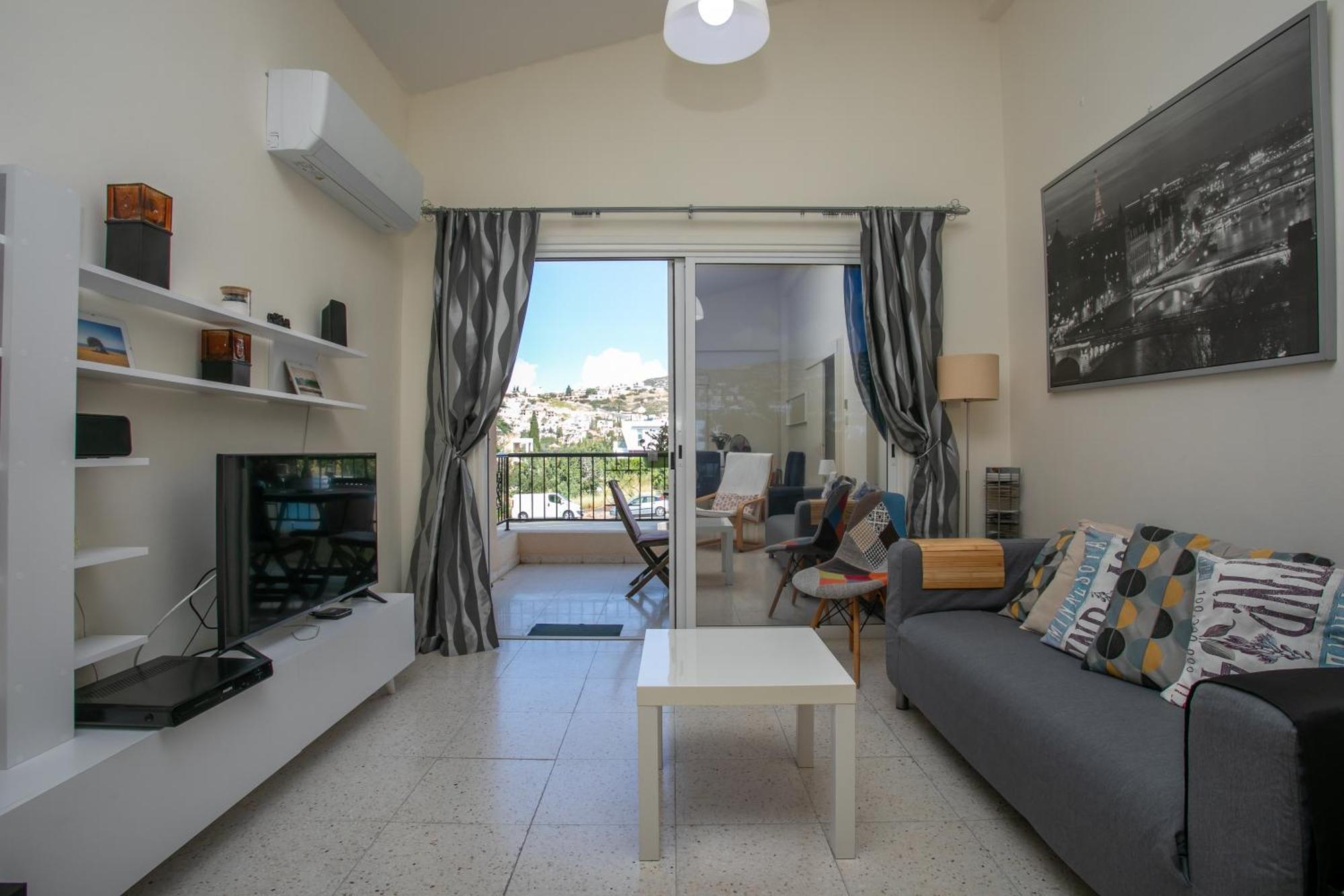 The Marilouize Apartment Peyia Exterior photo